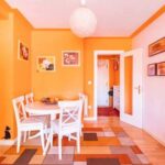 Interior de piso turístico en Cantabria, preparado para el alquiler