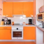 Interior de piso turístico en Cantabria, preparado para el alquiler